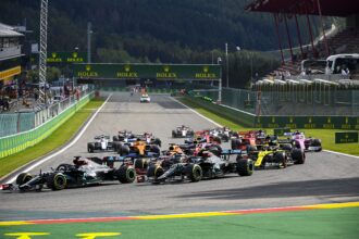 Formel 1 – Mercedes-AMG Petronas Motorsport, Großer Preis von Belgien 2020. Lewis Hamilton Valtteri BottasFormula One – Mercedes-AMG Petronas Motorsport, Belgier GP 2020. Lewis Hamilton Valtteri Bottas