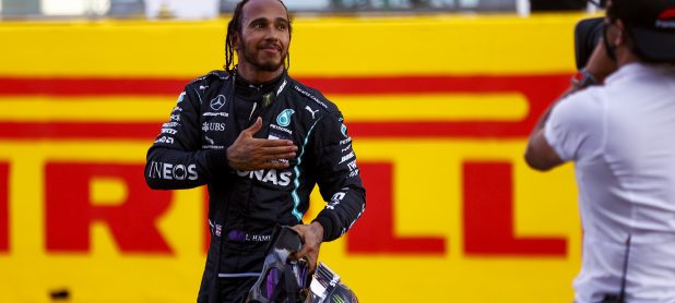Mercedes rumour reason for Hamilton contract delay?