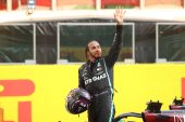 Mercedes says Hamilton contract rumours are 'pure fiction'