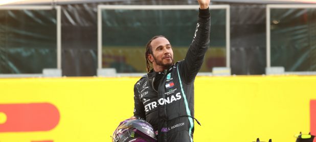 Hamilton: F1 to 'stop' political activism