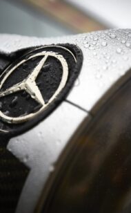 Mercedes esclude la fornitura di motori per Red Bull