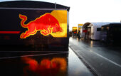 Red Bull sets new deadline for engine decision
