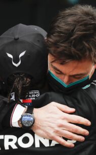 Wolff defends his driver Hamilton after popularity poll