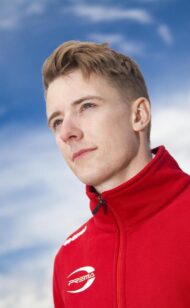 Mercedes podpisze kolejny nowy kontrakt F1 początkujący kierowca?