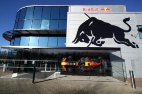 Furious Red Bull Racing could sue F1 rivals for defamation