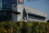 Red Bull denies rumours Cowell will join engine department