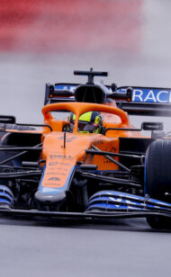 An Bord von Norris fährt der neue McLaren MCL35M auf Silverstone