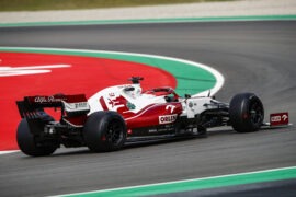 Kubica worked on next year innovation in post-race tyre test