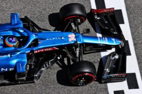 CEO says Alonso has leadership role a Alpine