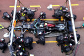 Ferrari team even tried to remove stuck Mercedes wheel