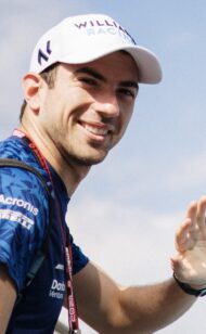 Head 2 Head | Traditional British Afternoon Tea | Williams Racing