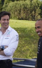 Wolff says Hamilton deal signed in Mercedes motorhome last Friday