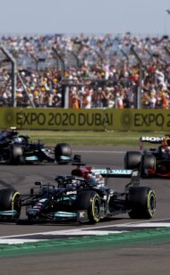 Mercedes team boss back to promoting Red Bull Racing as favourite
