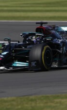 How do teams develop a Formula one car?