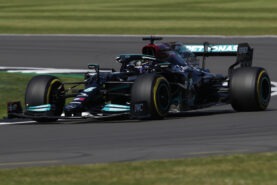 How do teams develop a Formula one car?