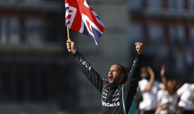 Former F1 driver says 'Moral knight' Hamilton is hypocritical 1 Former F1 driver says 'Moral knight' Hamilton is hypocritical