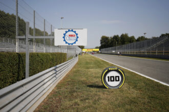 F1 engine future again discussed in 'important' meeting