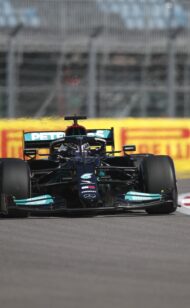 Mercedes considering Hamilton grid penalty for new power unit