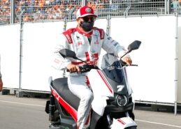 Raikkonen shot down 'F1 team advisor' rumours for next year