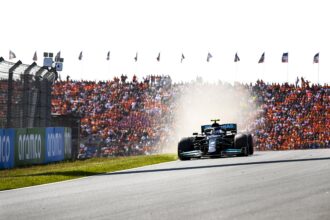 2021 Dutch F1 Race debrief video of Mercedes