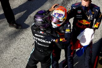 Current F1 title battle not dirty like Senna-Prost according Villeneuve