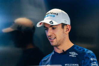 หลักสูตร MBA ที่ลอนดอนของ Nicholas Latifi สร้างเส้นทางอาชีพใหม่ได้อย่างไร