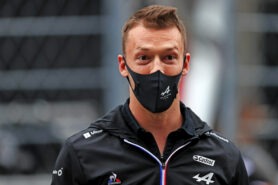 Kvyat eyeing move to Nascar for next year