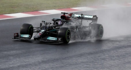 Dutch pundit's dismiss Hamilton's jubilant celebrations after race win