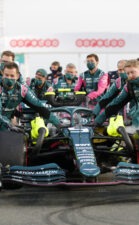 Aston Martin Insider: How F1 teams set up a garage