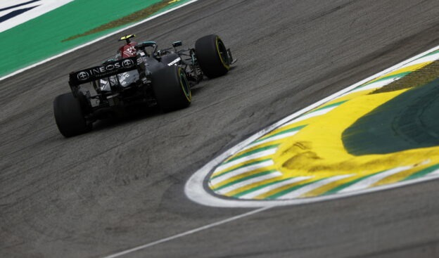 Red Bull team suspects flexible Mercedes rear wing now? 1 Red Bull team suspects flexible Mercedes rear wing now?