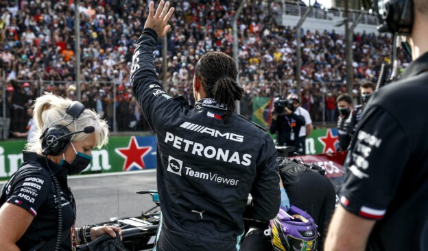 Mercedes-Teamchef sagt, Gentlemen Agreements seien jetzt geplatzt 1 Mercedes-Teamchef sagt, Gentlemen's Agreements sind jetzt deaktiviert