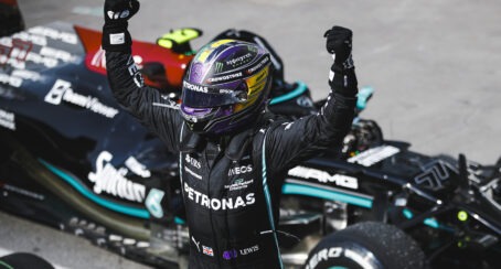 Hakkinen: Bottas & Verstappen to attack Hamilton