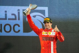 Ferrari to consider extending Sainz's deal this winter