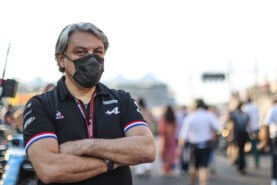Renault CEO not promising F1 title by 2023