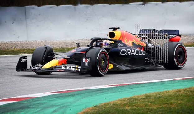Red Bull admits new RB18 has weight 'problem' 1 Red Bull admits new RB18 has weight 'problem'