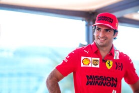 Sainz working hard on getting new Ferrari deal