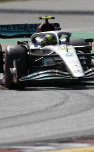 El equipo de Mercedes finalmente 'entiende' el rebote del W13 en España