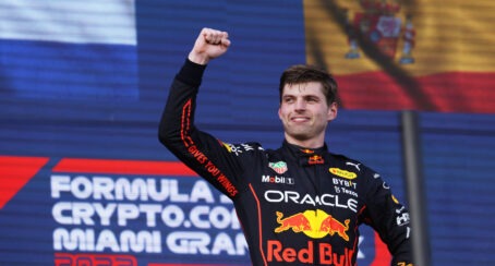 Dutch pundit's dismiss Hamilton's jubilant celebrations after race win