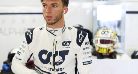 Current 'heavy' F1 cars a lot harder to control