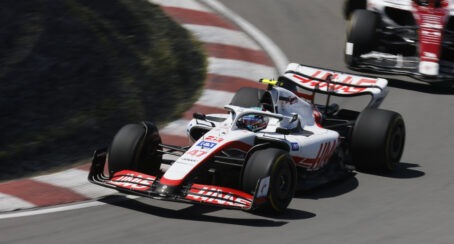 Grosjean defends Netflix 'Drive to survive' after Verstappen snub