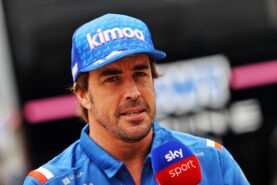 Alonso eyes two-year deal extension at Alpine team