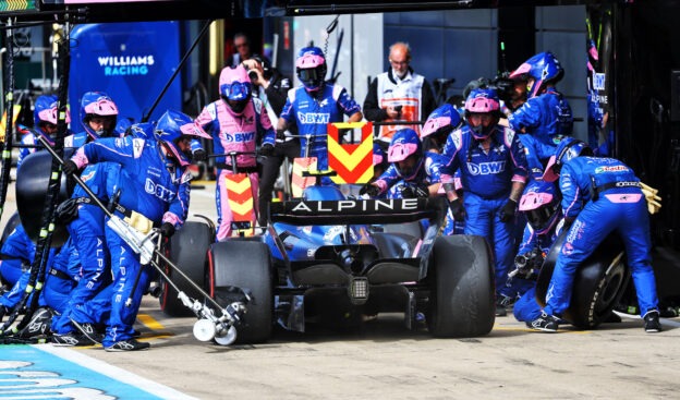 Piastri's manager says Alpine F1 team exaggerated their financial support 1 Piastri's manager says Alpine F1 team exaggerated their financial support