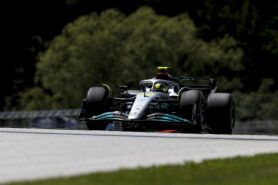 Verstappen thinks Mercedes F1 team is getting closer to race wins