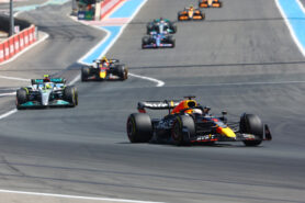 Mercedes team keeps pushing for regulation changes to get F1 rivals