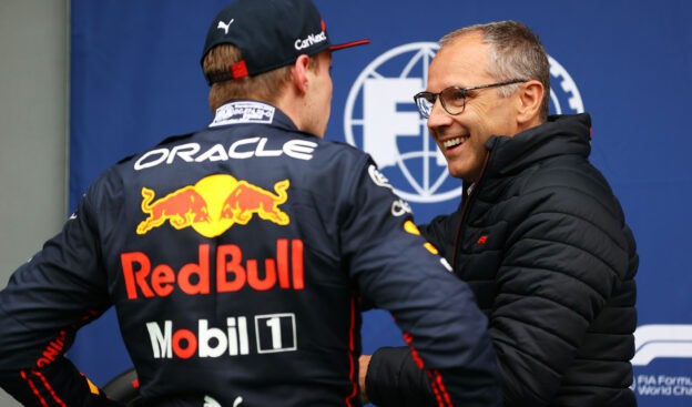 Domenicali Hints at Major 'Sprint' Format Overhaul for 2024 F1 Season 1 Formula 1's New Era: Briatore Lauds Domenicali's Trailblazing Leadership