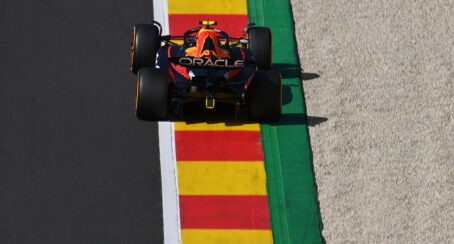Current 'heavy' F1 cars a lot harder to control