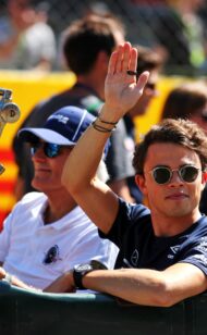 Herta's F1 dream over as De Vries meets with Marko