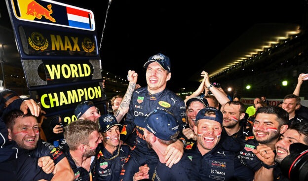 How did Max Verstappen become world champion this year? 1 Hoe werd Max Verstappen dit jaar wereldkampioen?