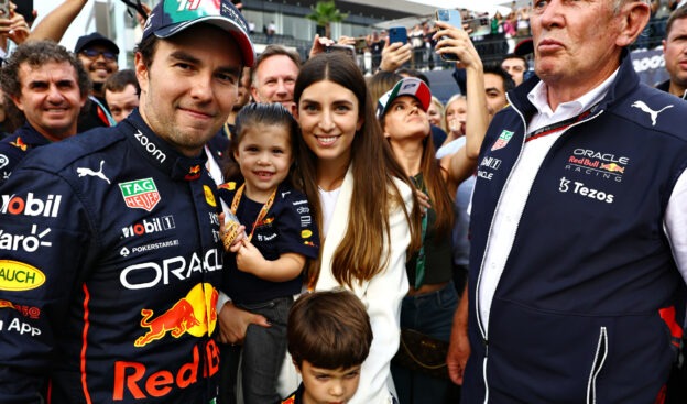 Pérez brings F1 to Mexico as Verstappen claims victory record