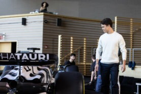Mercedes already regrets letting De Vries go to Red Bull?